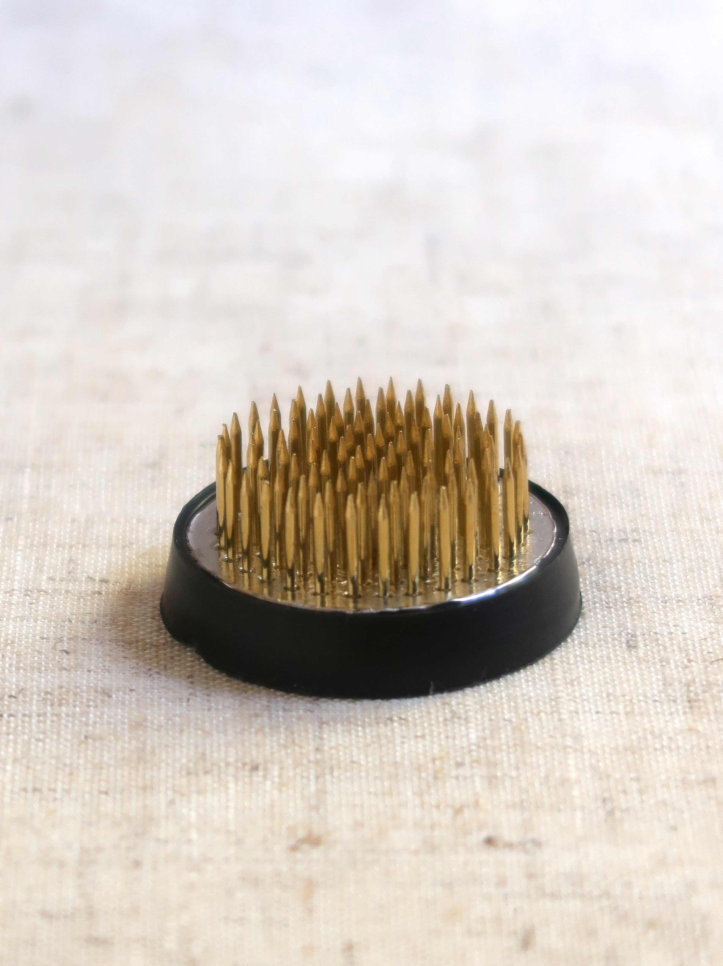 Kenzan | Ikebana | Flower Arrangment Base