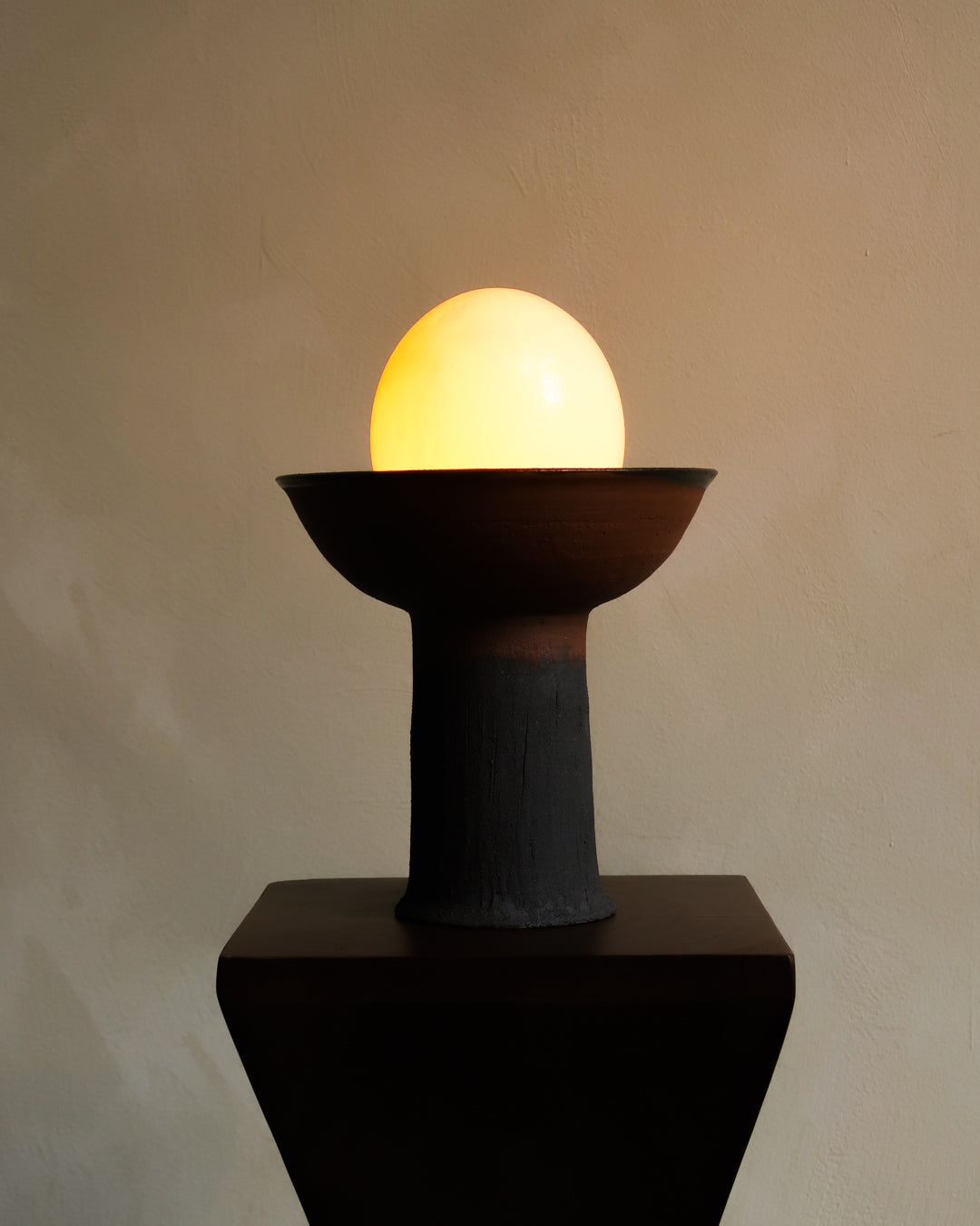 EGG Bowl Table Lamp | ANDREA TSANG ⨉ Material Lights