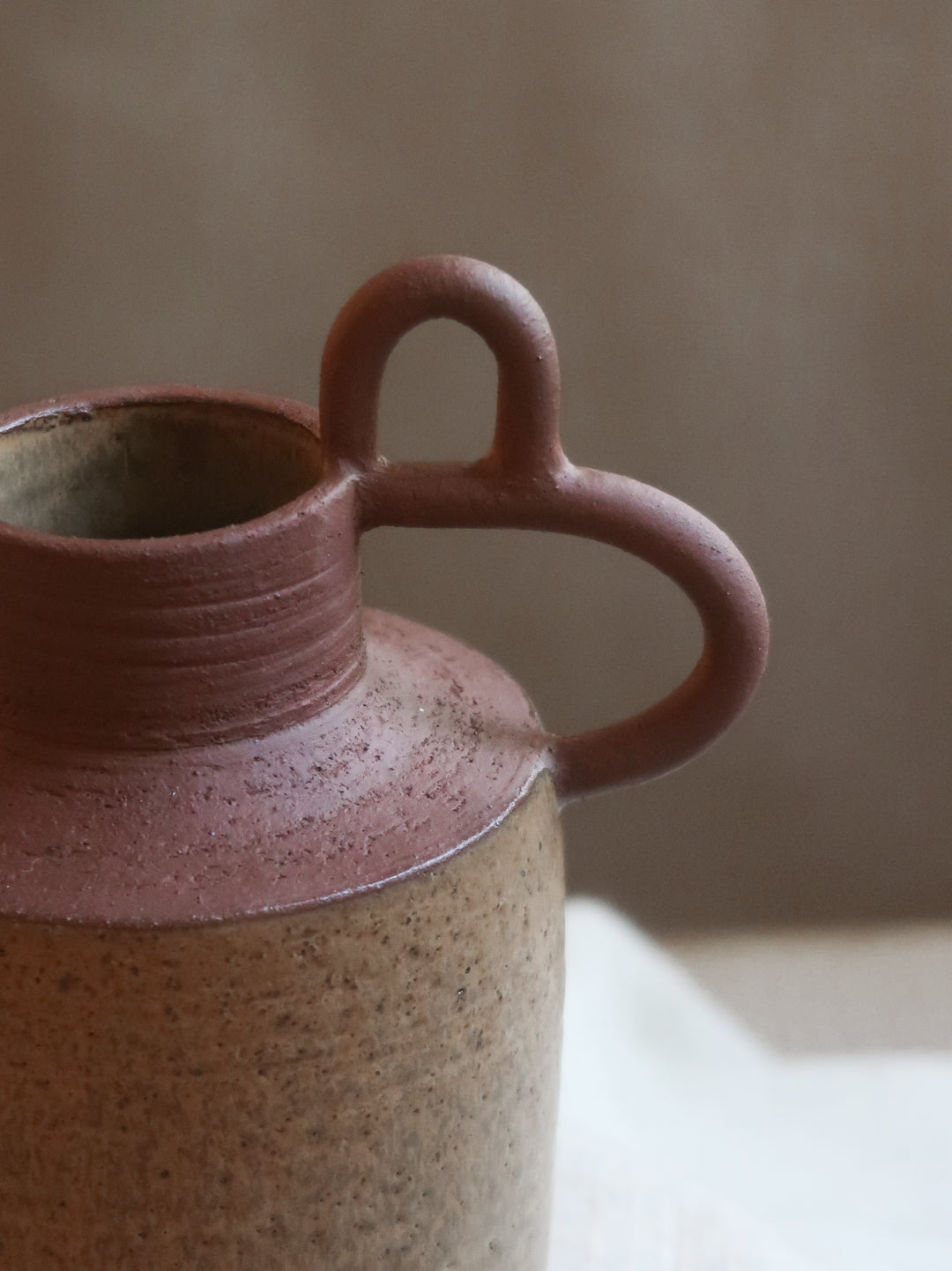 AMPHORA Vessel 009