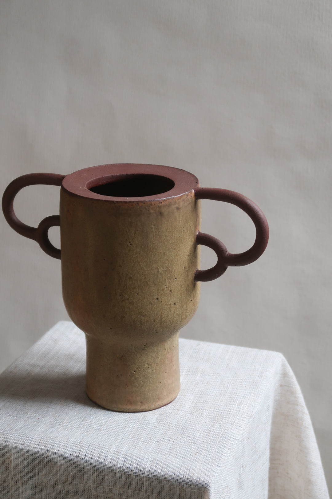 AMPHORA Vessel 011