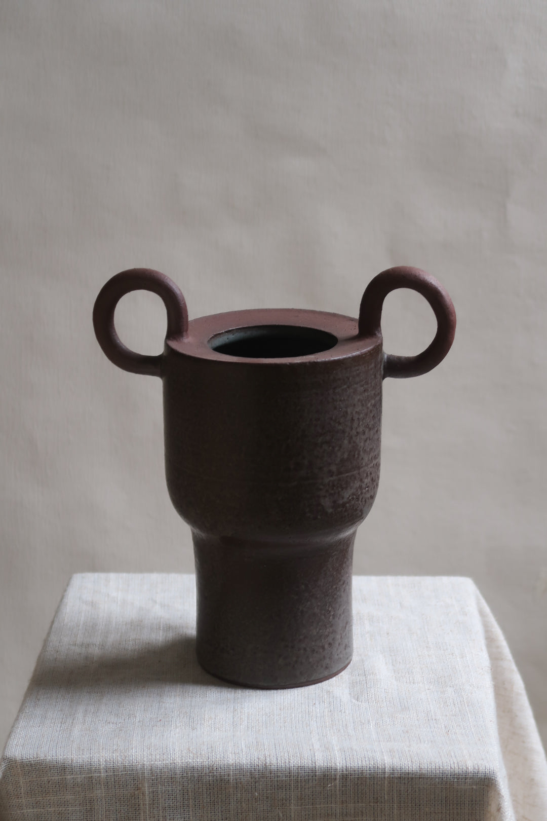 AMPHORA Vessel 005