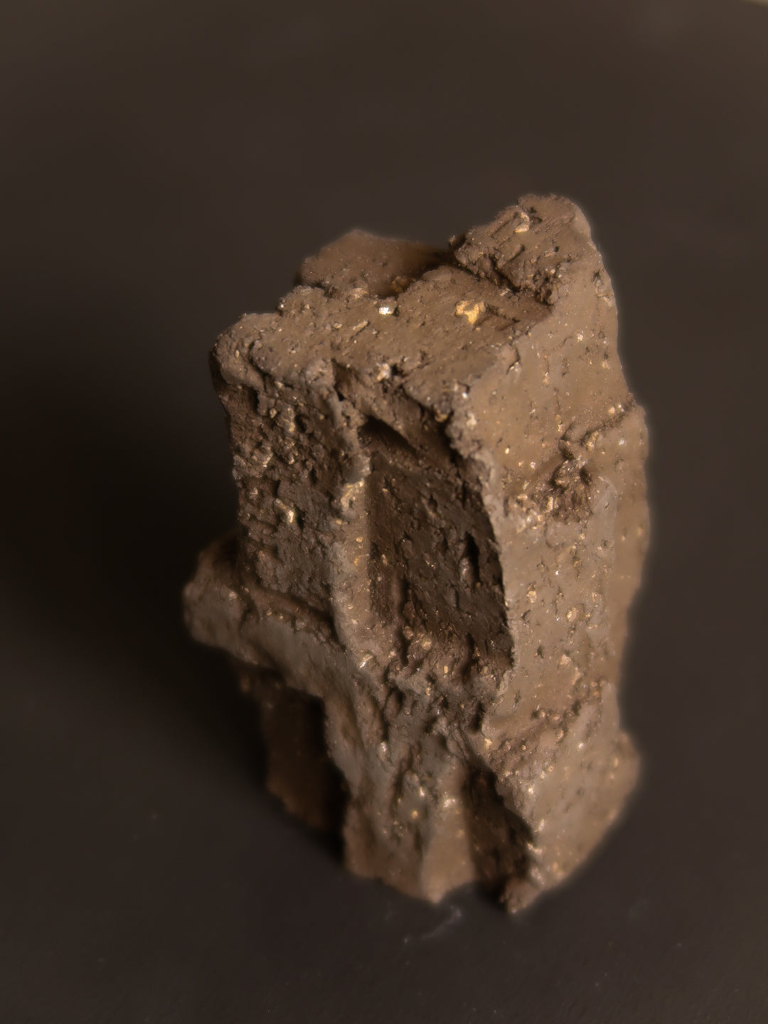 Hand-sculpted Vessel Oil Diffuser | TEAKWOOD