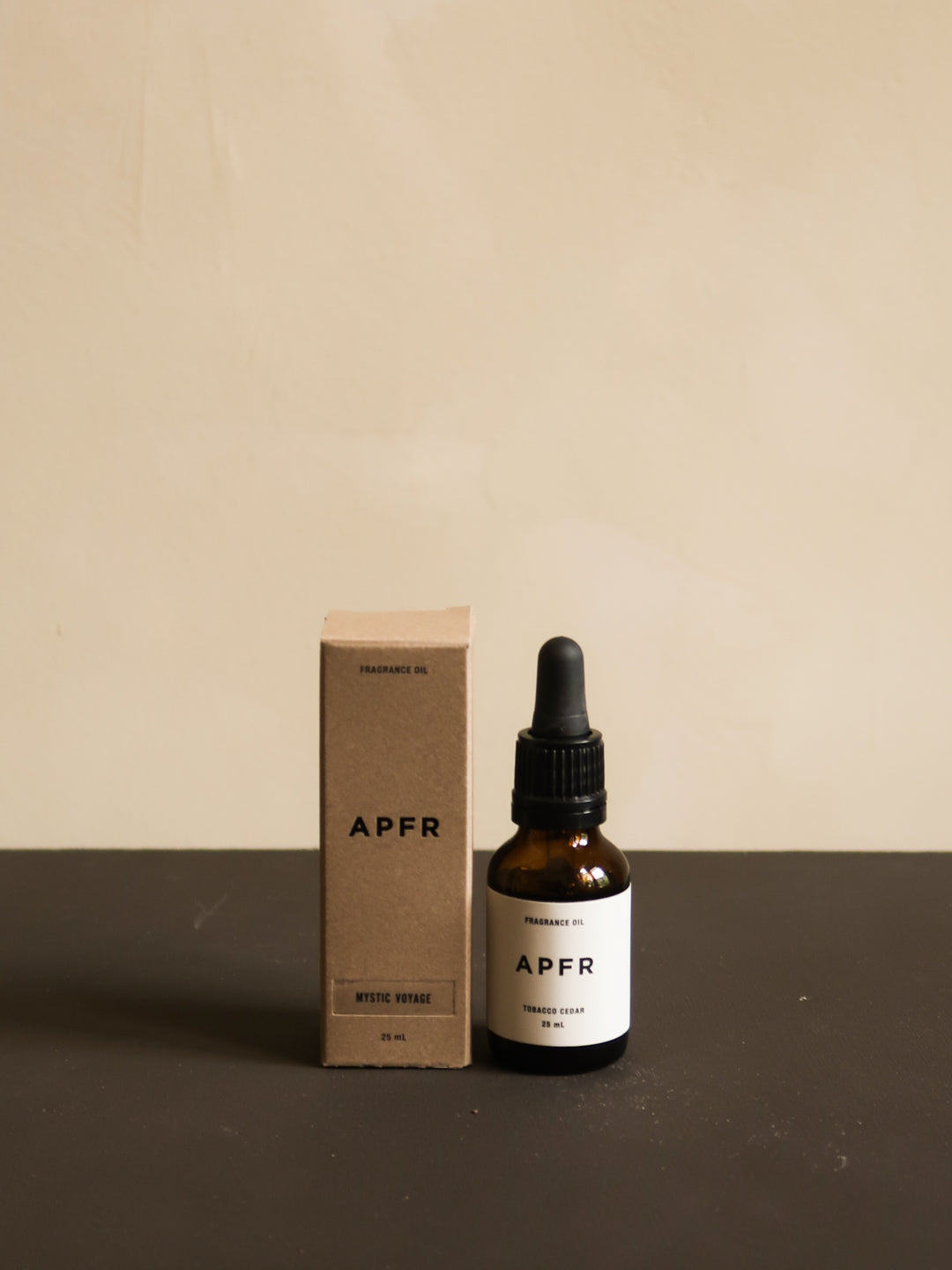 Fragrance Oil Refill | TOBACCO CEDAR