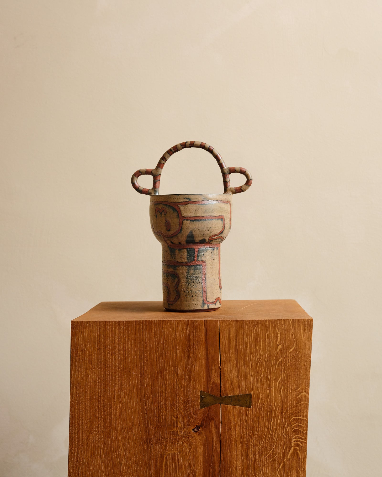 AMPHORA The Man | ANDREA TSANG ⨉ Josefin Tolstoy