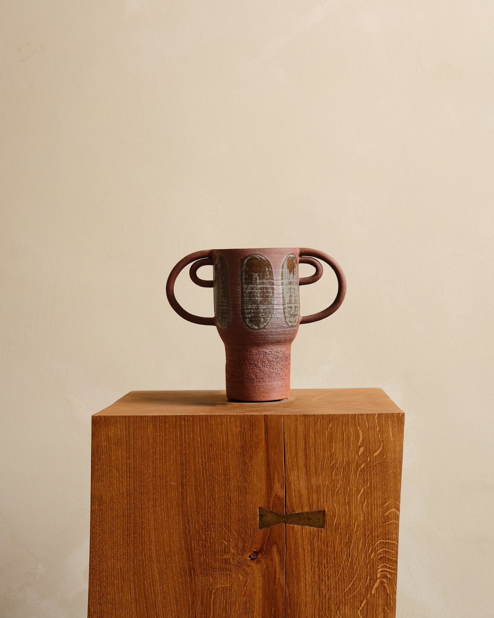 AMPHORA Vessel 008