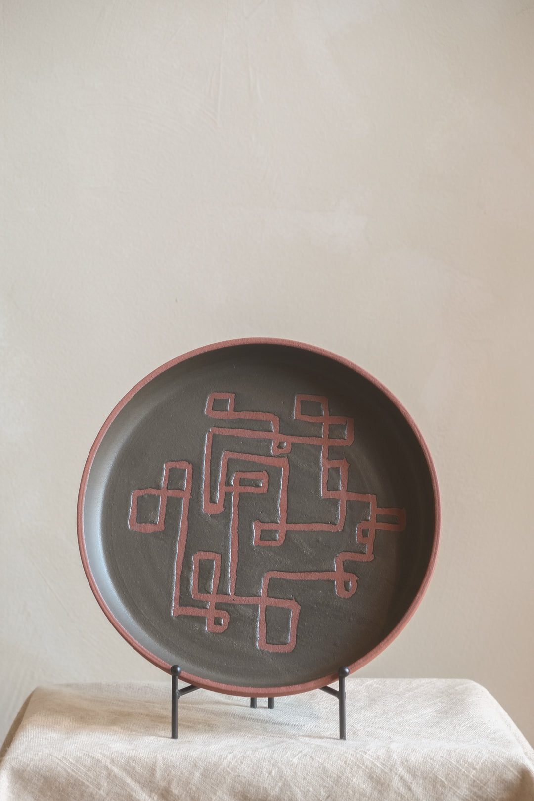 Andrea Tsang X Josefin Tolstoy - The Tangles Plate