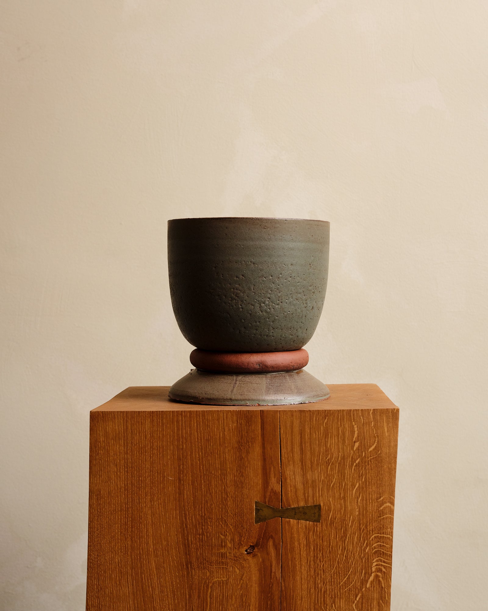 TERRA Planter and Saucer | MEDIUM