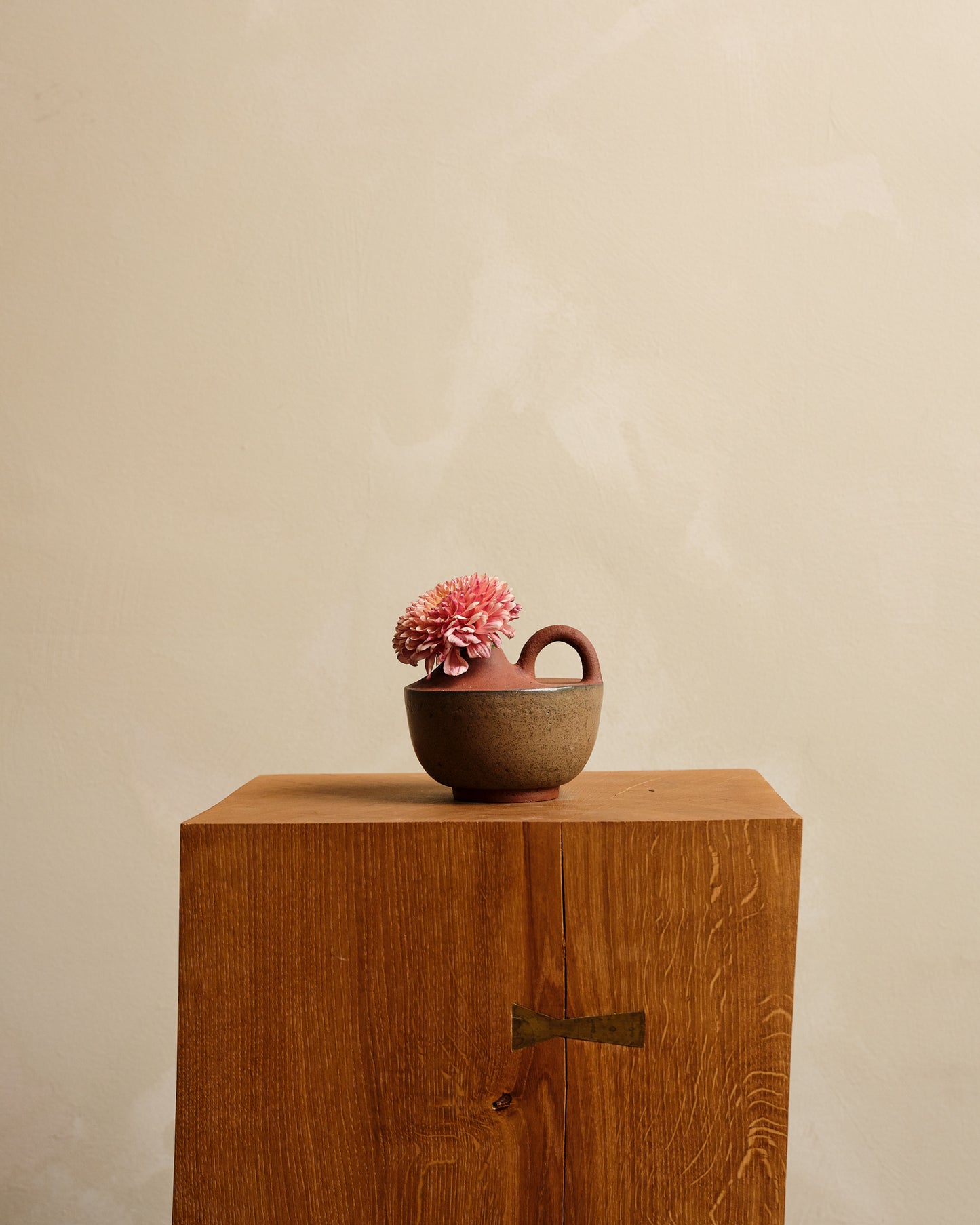 AMPHORA 'The Vase'