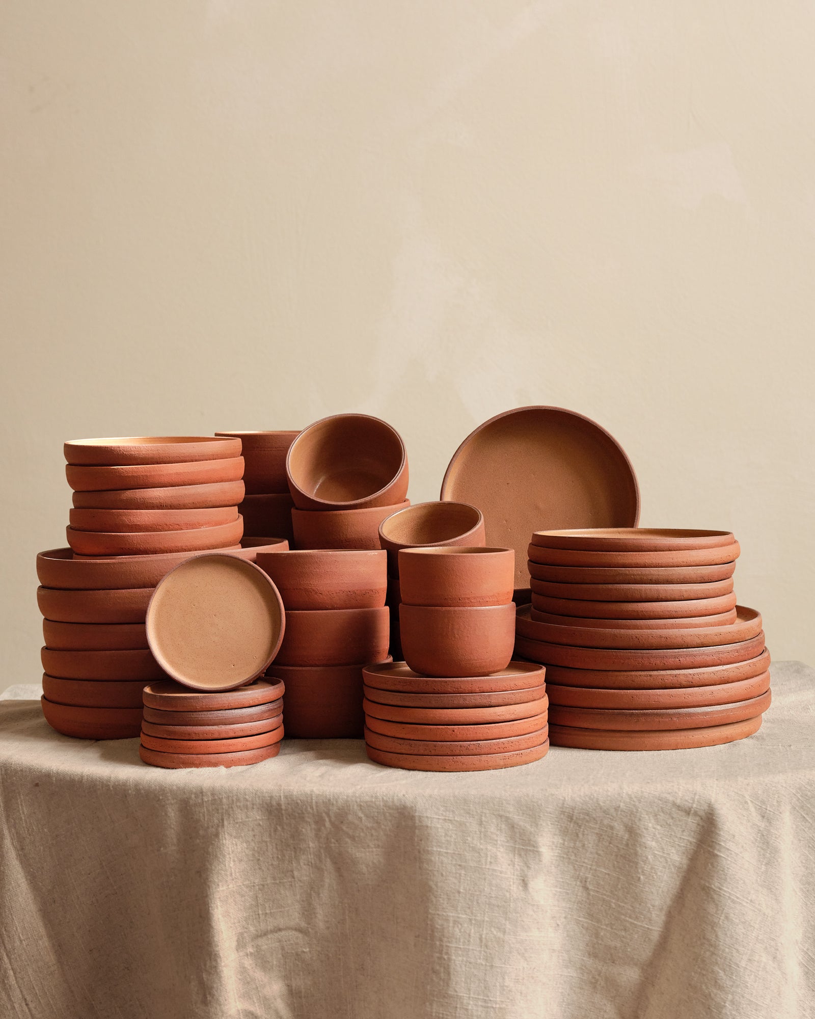 Comprehensive Dining Set | BROWN