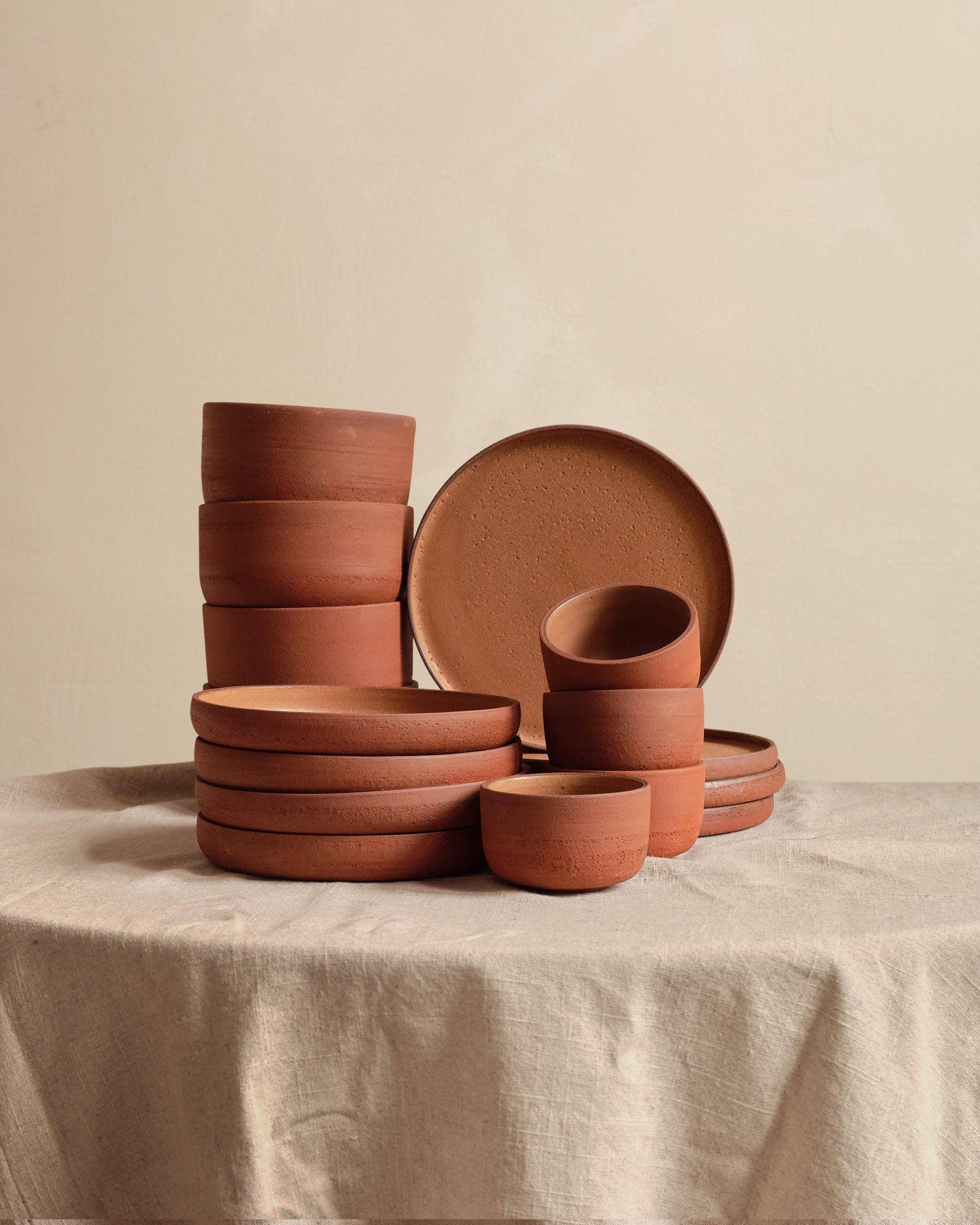 Premiuim Dining Set | BROWN